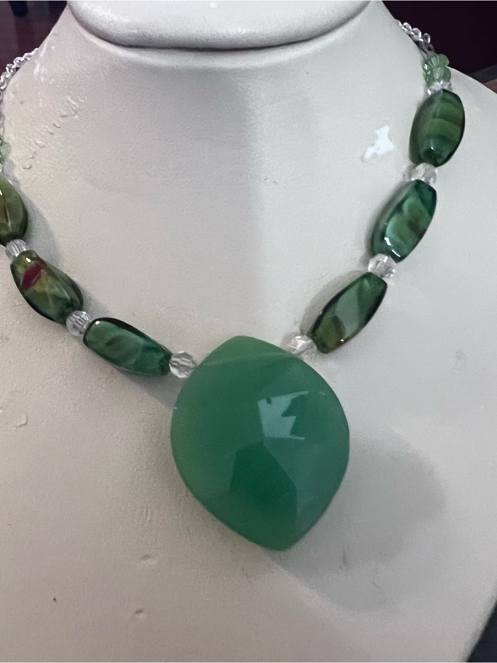 Green Teardrop Gem Necklace - Women Jewelry